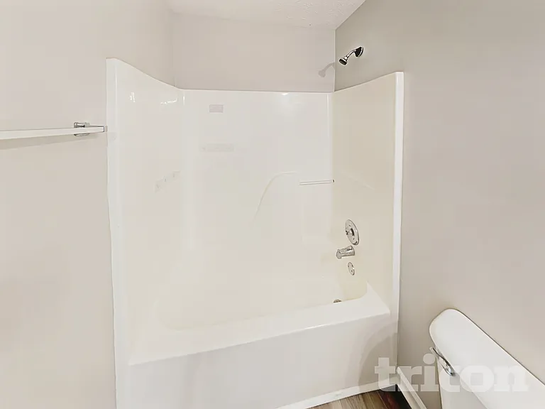 51 Colby Ct — Photo 10