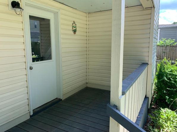 216 1/2 NW 3rd Ave #1