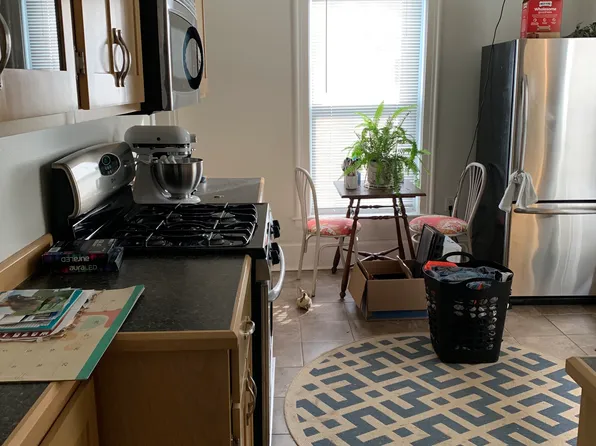 254 Spring St APT 2, Portland, ME 04102