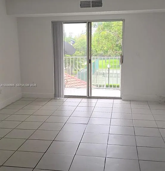 8200 SW 210th St #212 — Photo 5