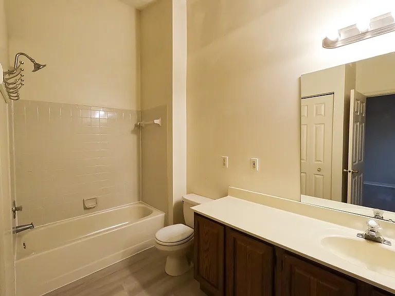 5632 Denton Ct — Photo 25