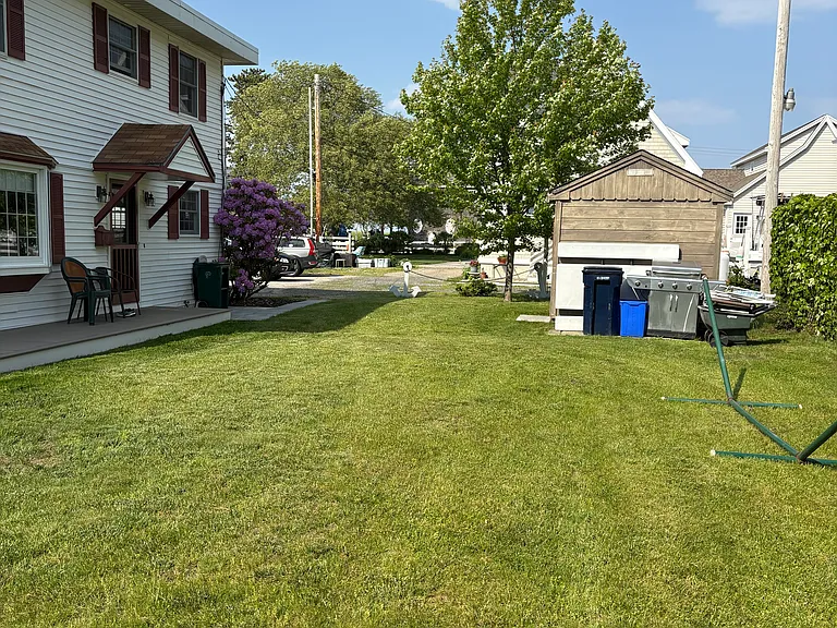 108 Hills Beach Rd — Photo 2