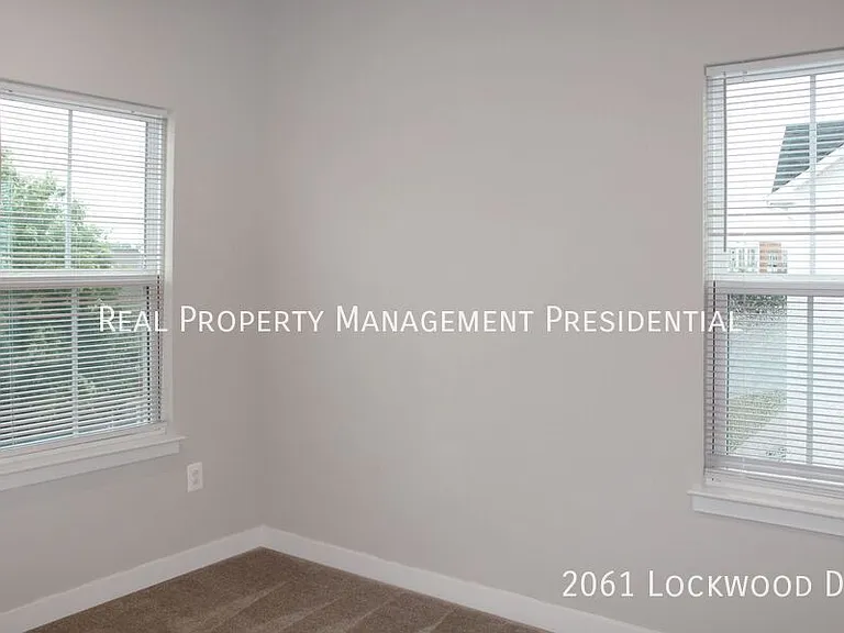 2061 Lockwood Dr — Photo 22