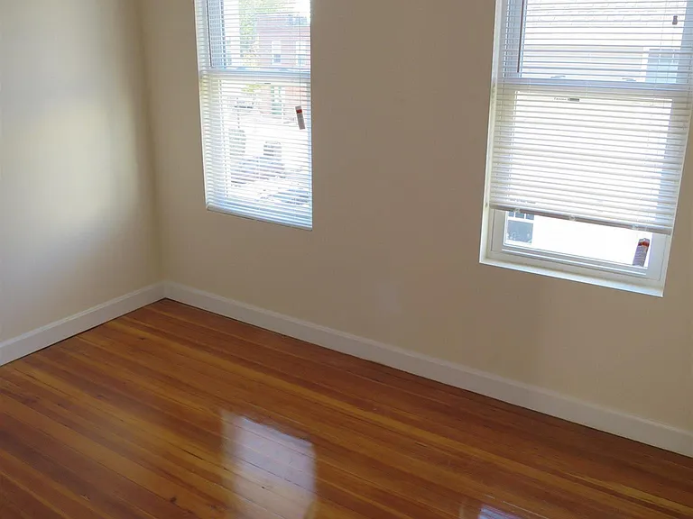 21 Weitz St #1 — Photo 7
