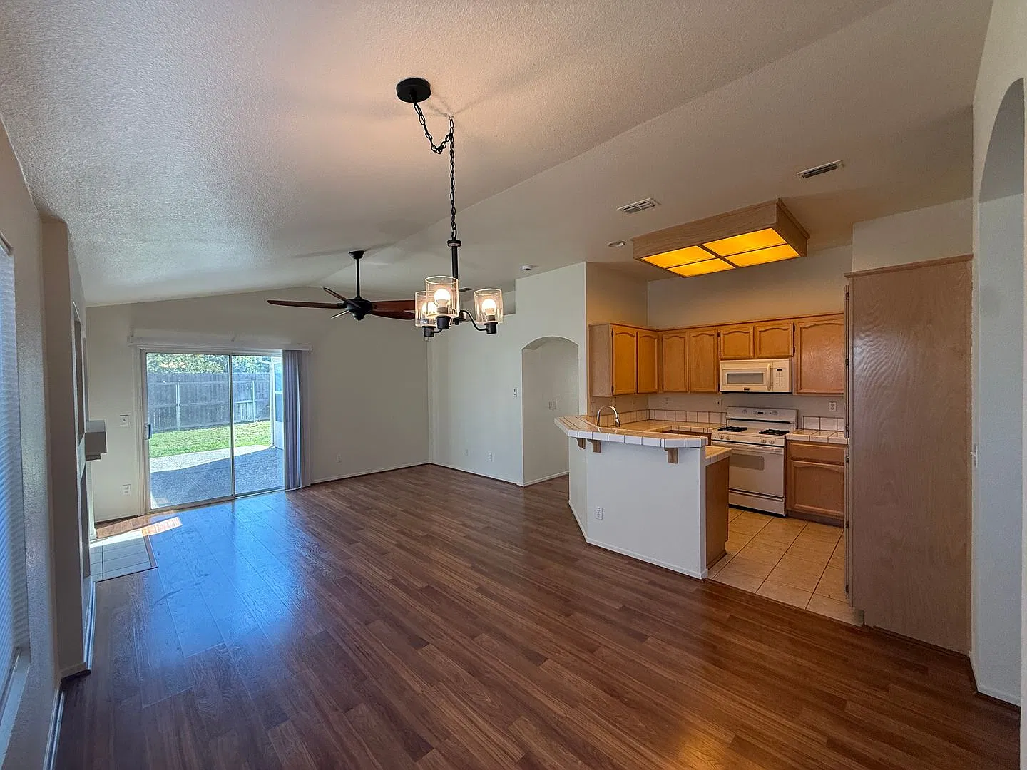 Corner Home with Large Backyard — Photo 4
