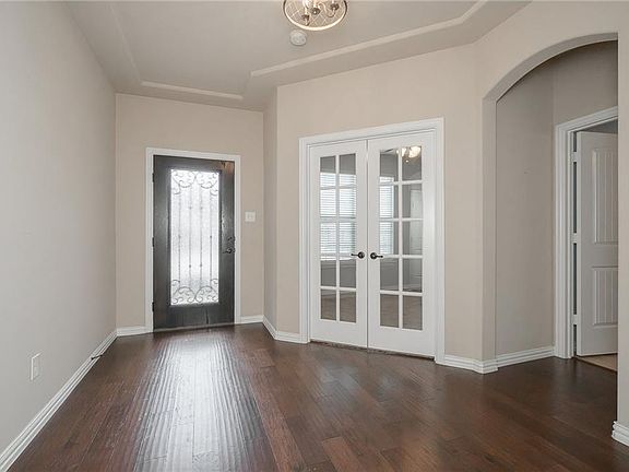 3rd image of 2757 Calmwood Dr