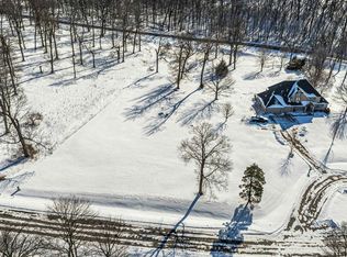 3 Governors Dr, Elkhart, IL