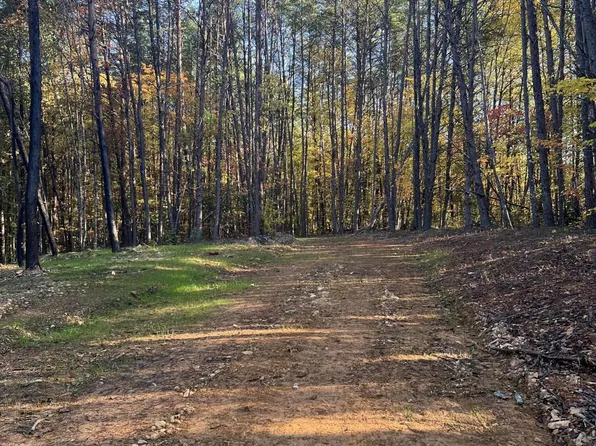 120 Maple Springs Rd, Tellico Plains, TN 37385