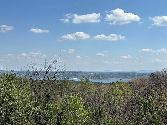 3rd image of 225 Irish Hills Rd