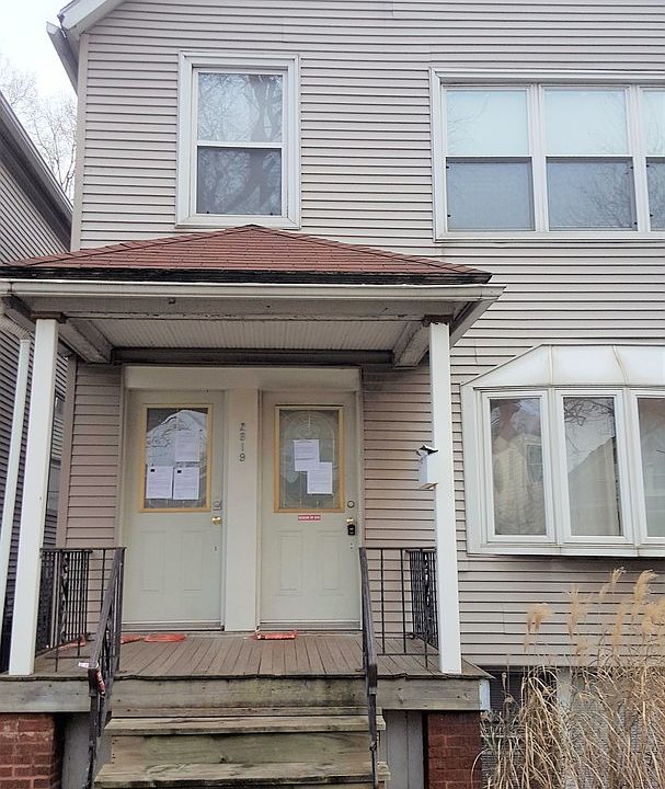 1st image of 2819 N Maplewood Ave