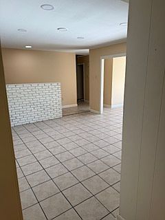 4th image of 1110 Sharynwood Dr