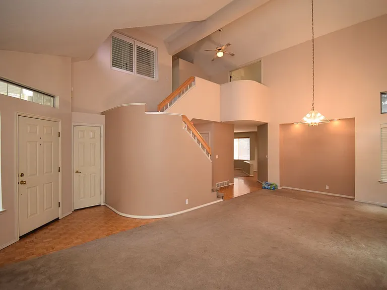 2122 E Rainbow Point Dr — Photo 4
