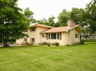 1890 Westland Rd, Decatur, IL 62521