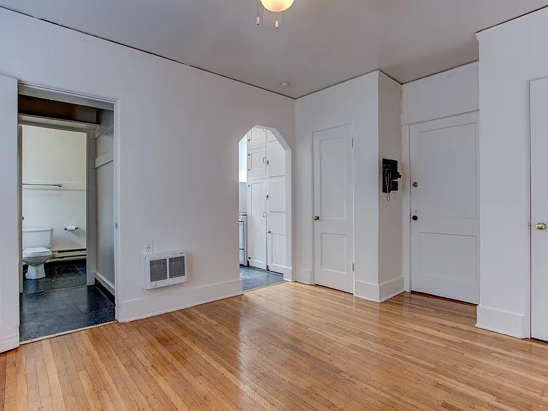 Nordel Apartments — Photo 23