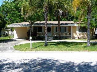 1364 Overlea St, Clearwater, FL 33755