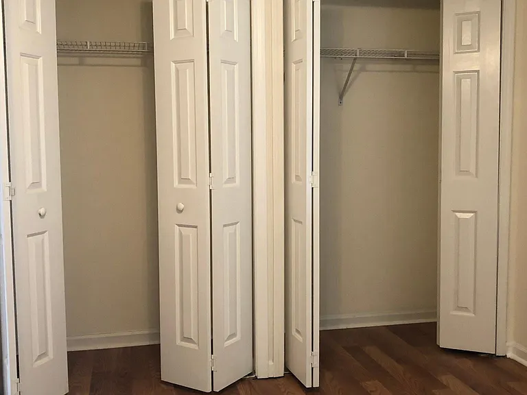 9007 Gatewick Ct — Photo 5