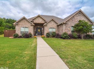 17117 Crooked Oak Dr, North Little Rock, AR 72120