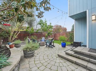 31 Regents Circle, Rohnert Park, CA 94928