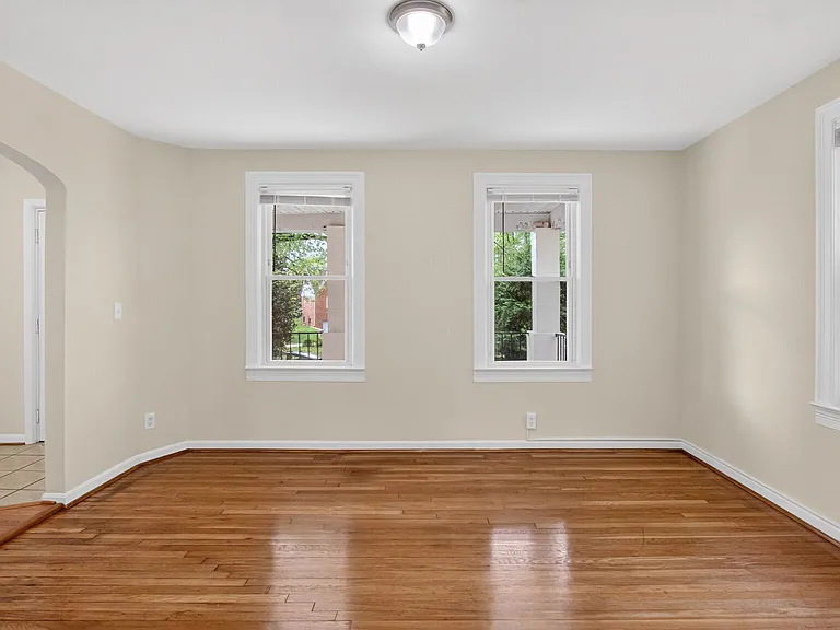 3046 Monroe St NE — Photo 3