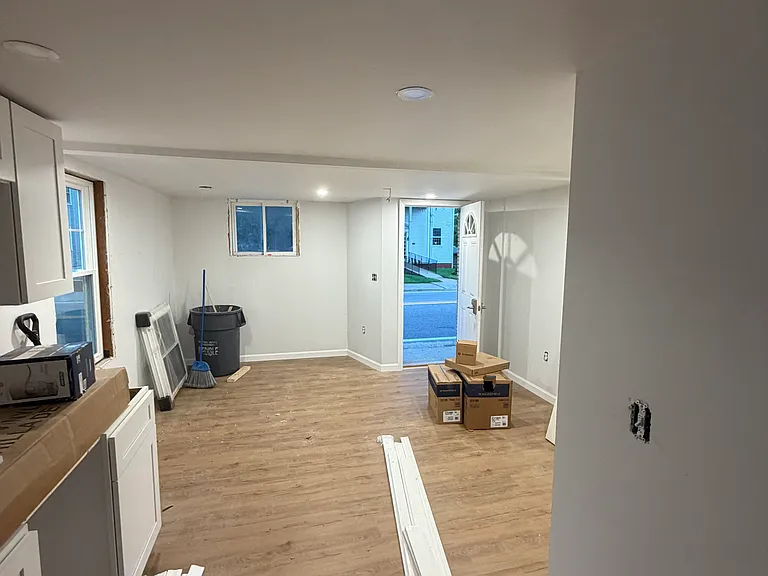 1616 Main St #2 — Photo 4