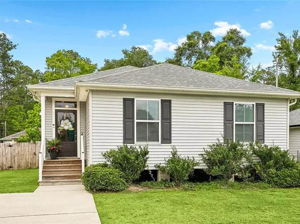 1511 Jasmine St, Mandeville, LA 70448