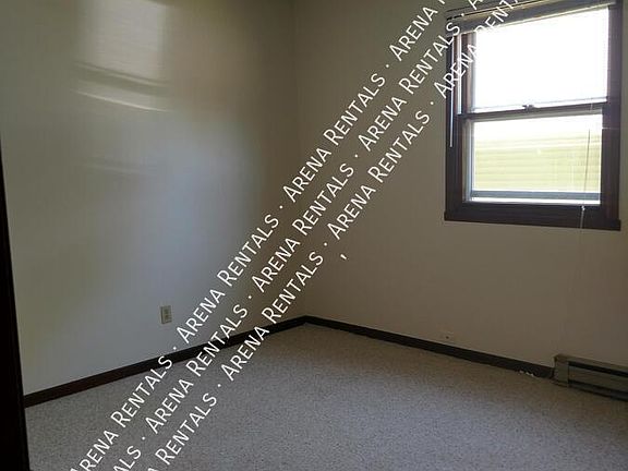4th image of 3920 Sage Dr #2