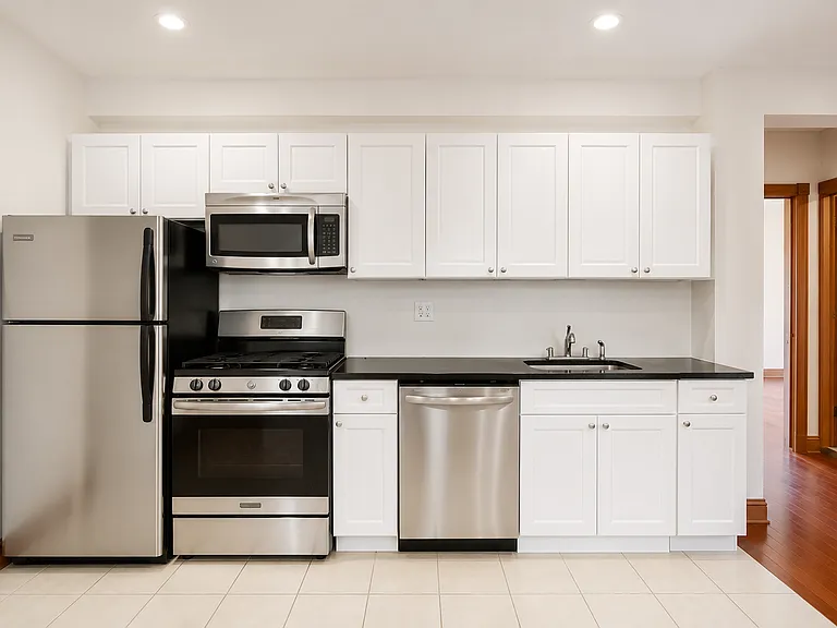 295 Convent Ave #33 — Photo 11