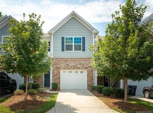 7050 Woodsbay Ln, Rock Hill, SC 29732