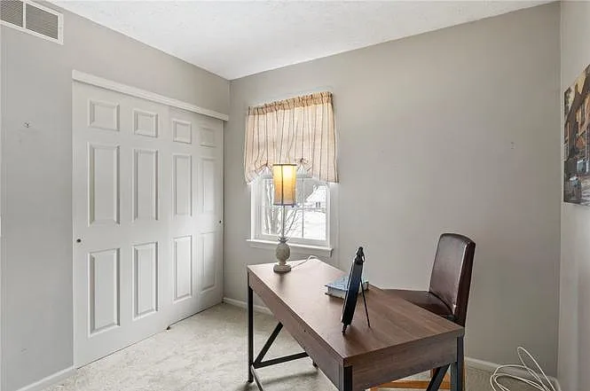 107 Salzer Hts — Photo 9