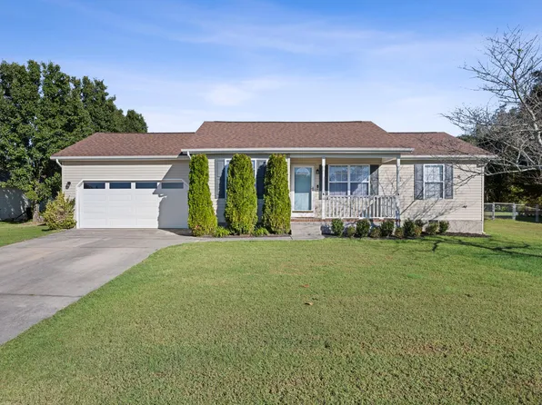 265 Rodeo Dr, Rock Spring, GA 30739