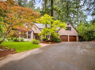 10810 SW Creightonwood Pl, Portland, OR 97219