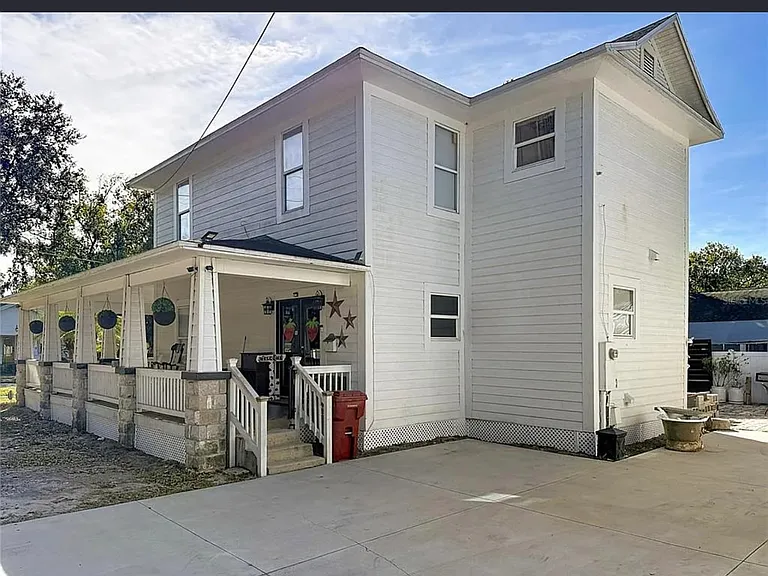 902 W Baker St — Photo 13