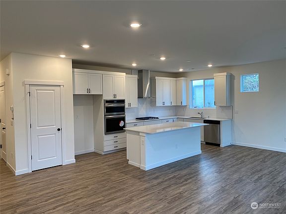 4th image of 2721 15th Avenue Ct NW #25
