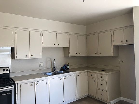 3rd image of 3210 Landess Ave APT 4