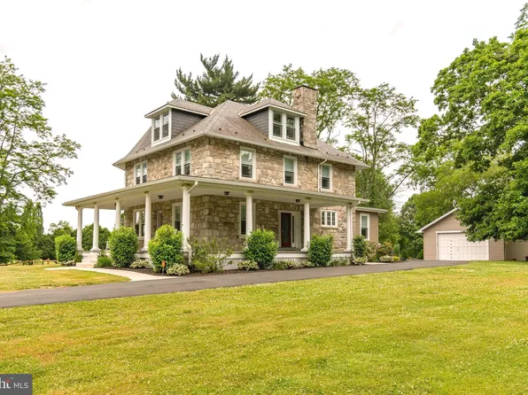 20 Oakland Rd, West Chester, PA 19382