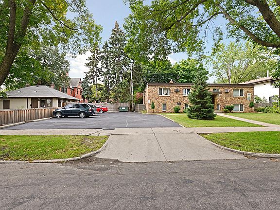 3rd image of 340 Marshall Ave APT 1