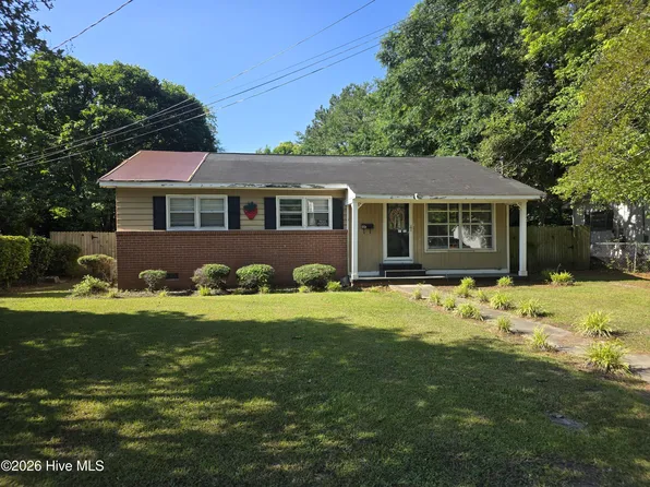 110 E Holland Street, Chadbourn, NC 28431