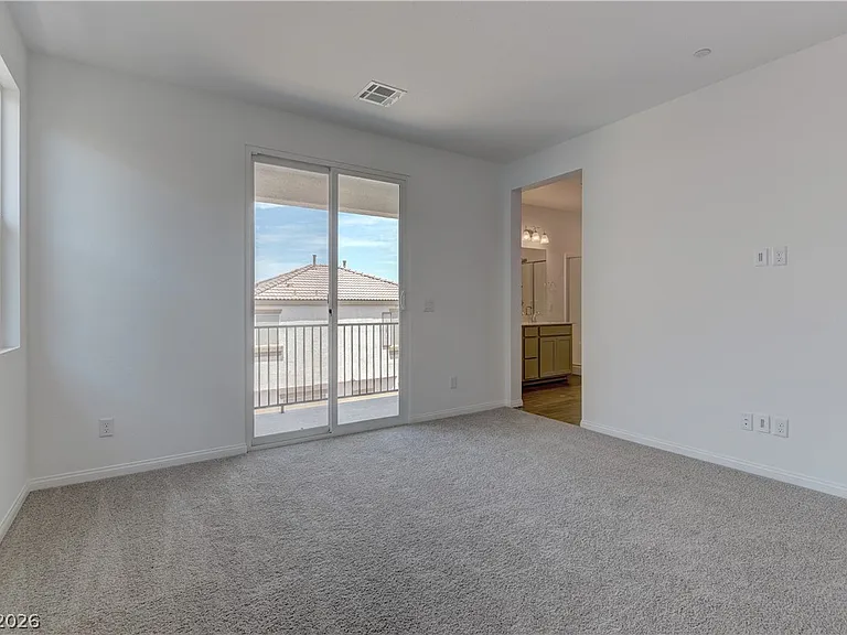 5174 Olga Manor Ave — Photo 12