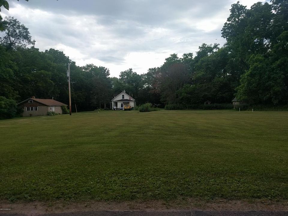 2nd image of 29795 Lakeview Ave