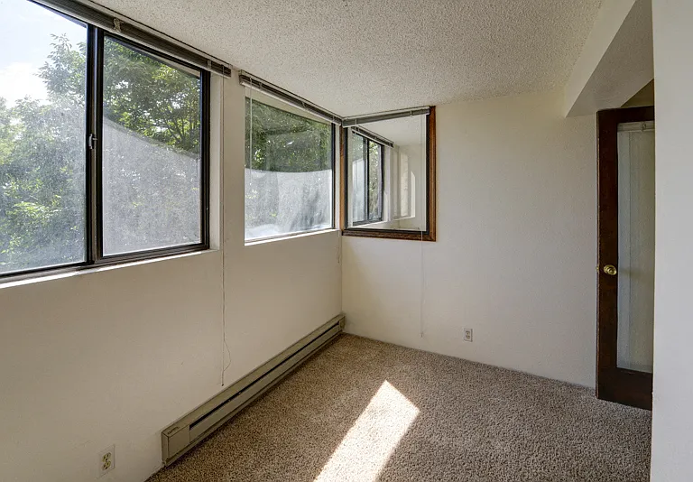 805 29th Street #302 Bedroom