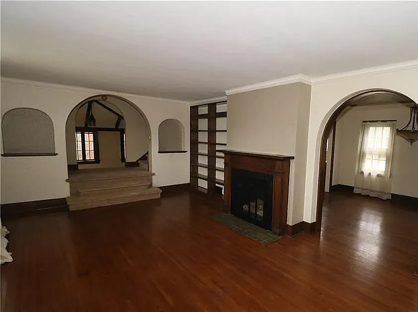 3 bed, 2183 sqft, $3,000 — Photo 2