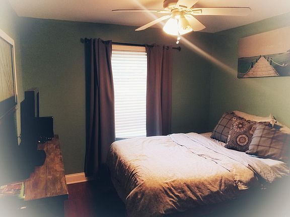 5th image of 877 Wayland Ct SE