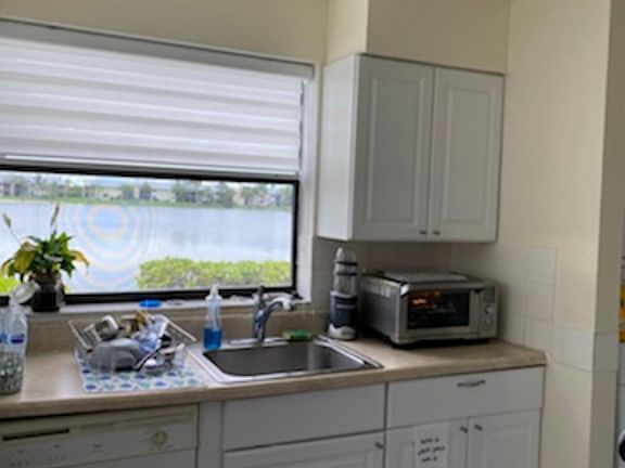 3rd image of 1500 Jefferson Dr #1500J