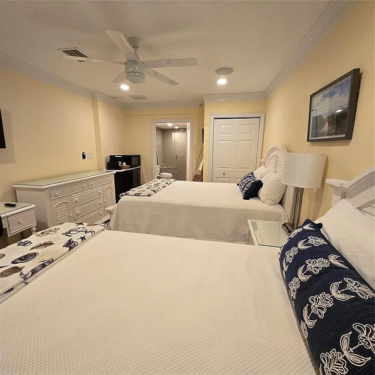 1 bed, 1.0 bath, 350 sqft, $2,600 — Photo 3