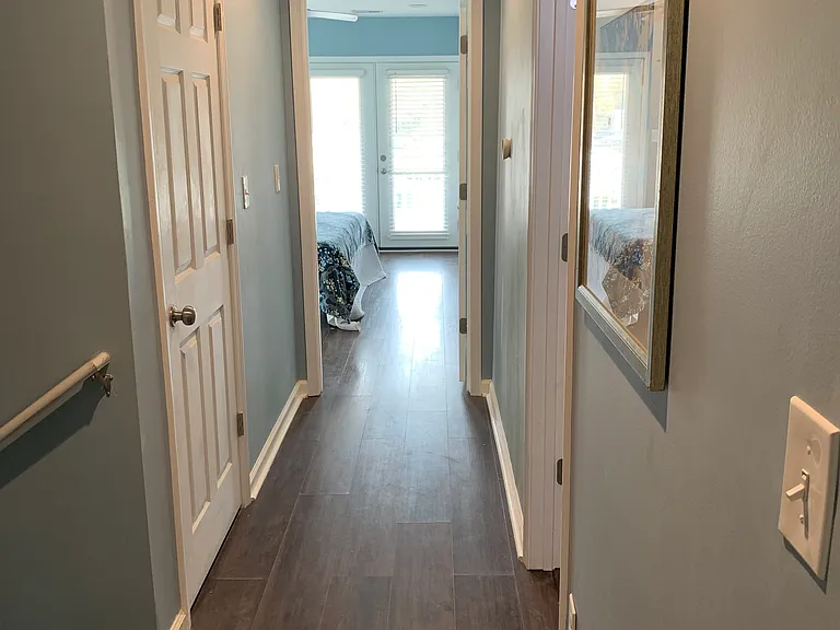 642 Jackson St — Photo 14