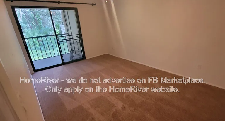 6010 Laketree Ln #H — Photo 10