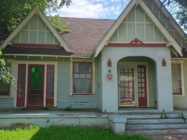 1715 Austin Ave, Brownwood, TX 76801