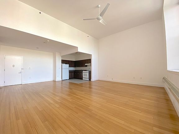 3rd image of 526 W 146th St #2F