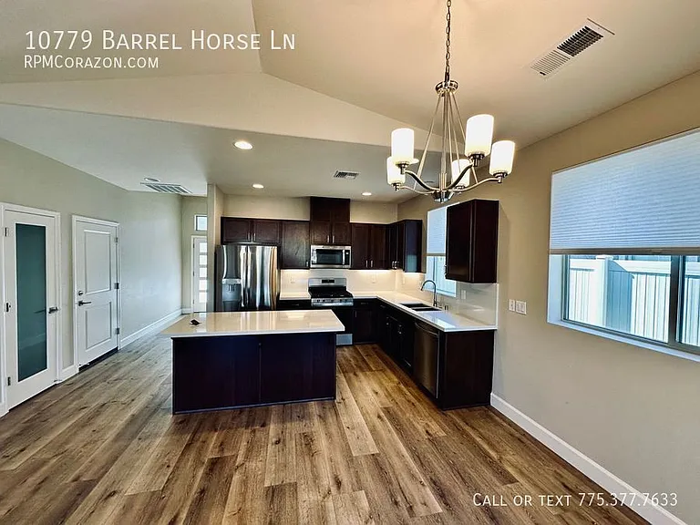 10779 Barrel Horse Ln — Photo 4