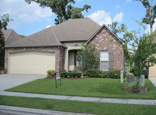 5453 Hidden Ridge Ln, Baton Rouge, LA 70816